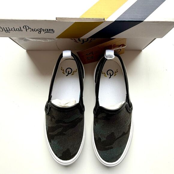 NWT Official Program big boy’s canvas slip on sneakers in camo/black/white Size - Picture 6 of 11